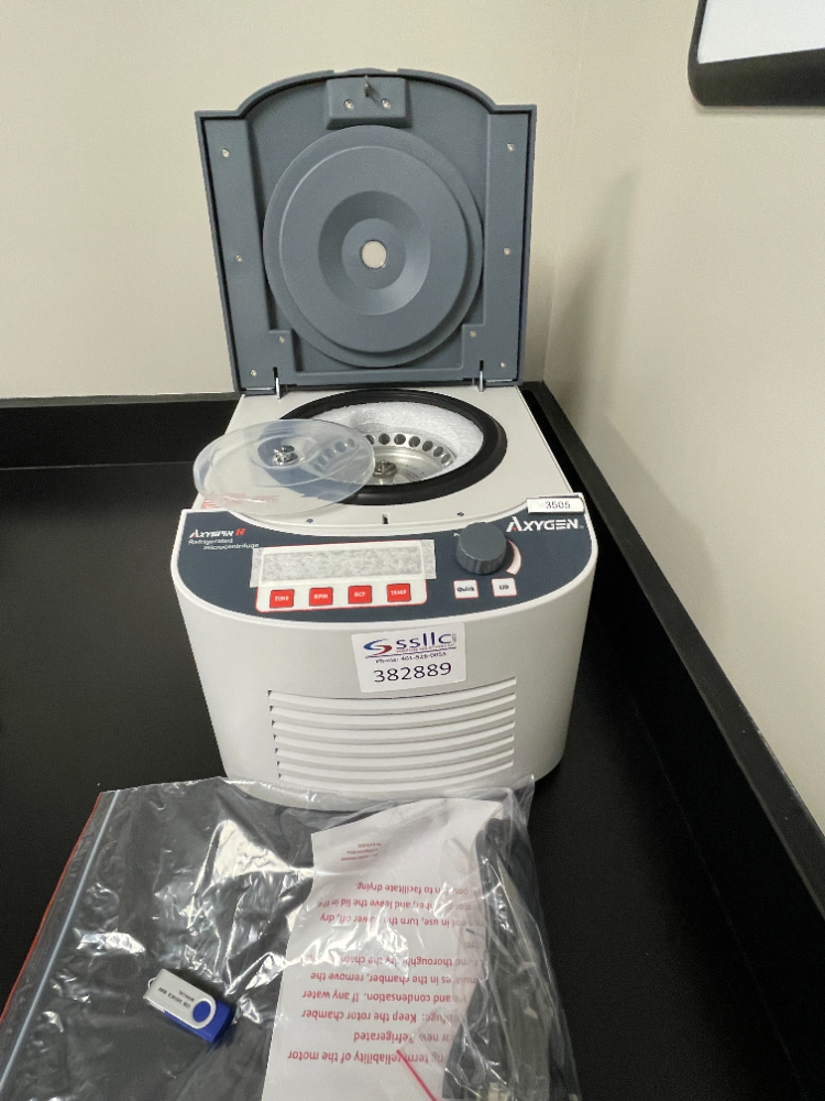 Image of Axygen Axyspin R Refrigerated Centrifuge